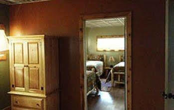 The Yorkshire Inn Phelps Ngoại thất bức ảnh