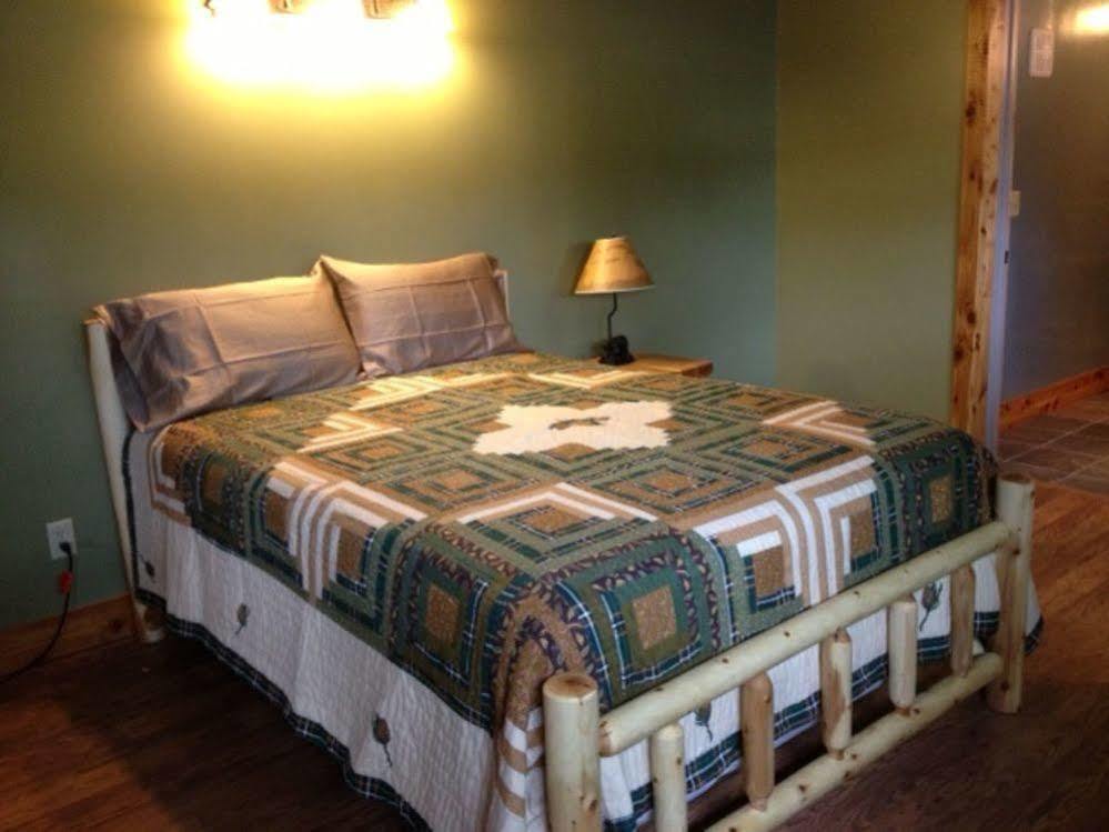 The Yorkshire Inn Phelps Ngoại thất bức ảnh